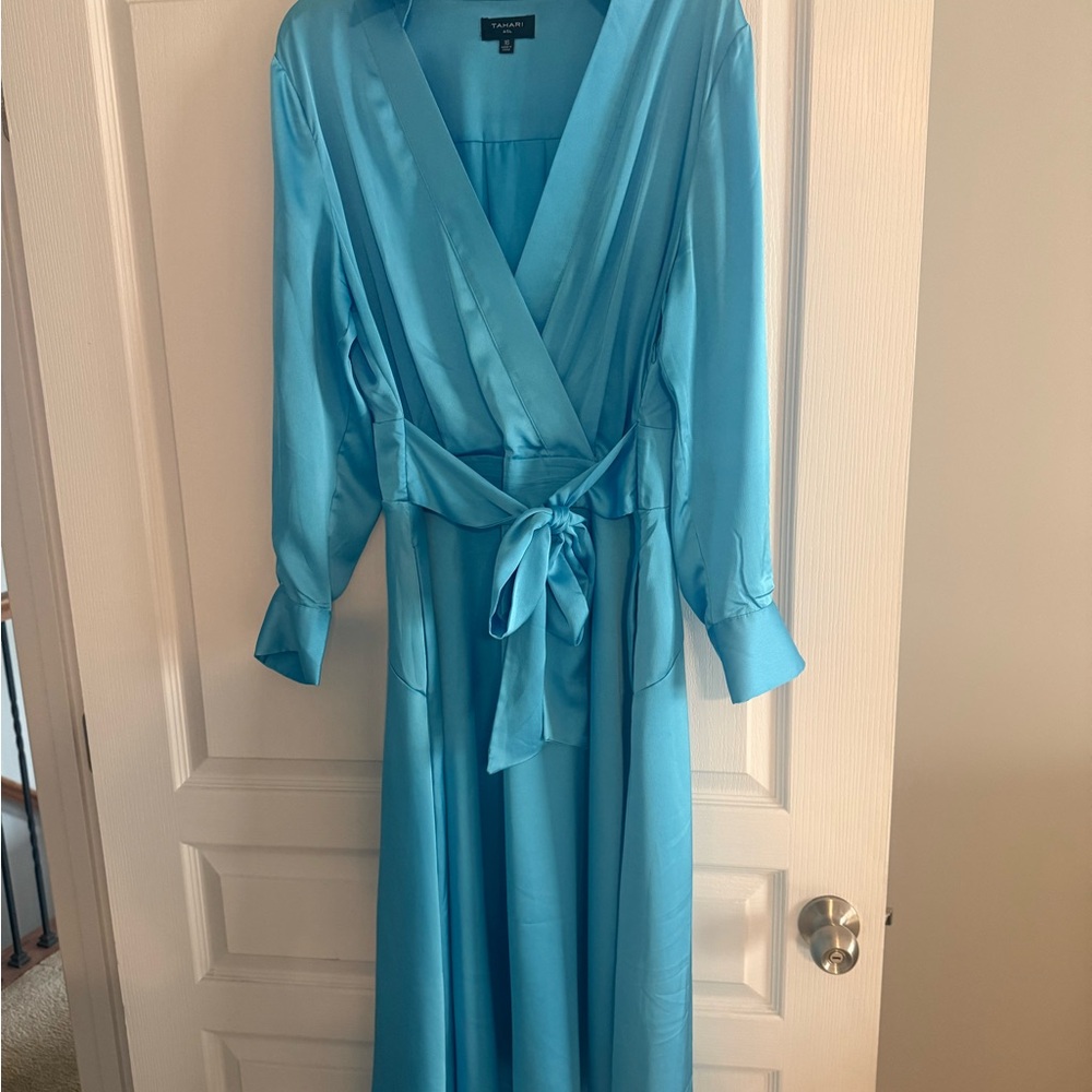 Tahari Blue Long Sleeve Dress